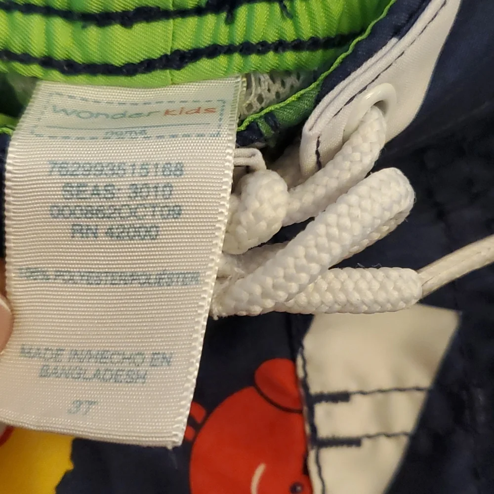 Sale! Boys Swim trunks - Picture 4 of 4